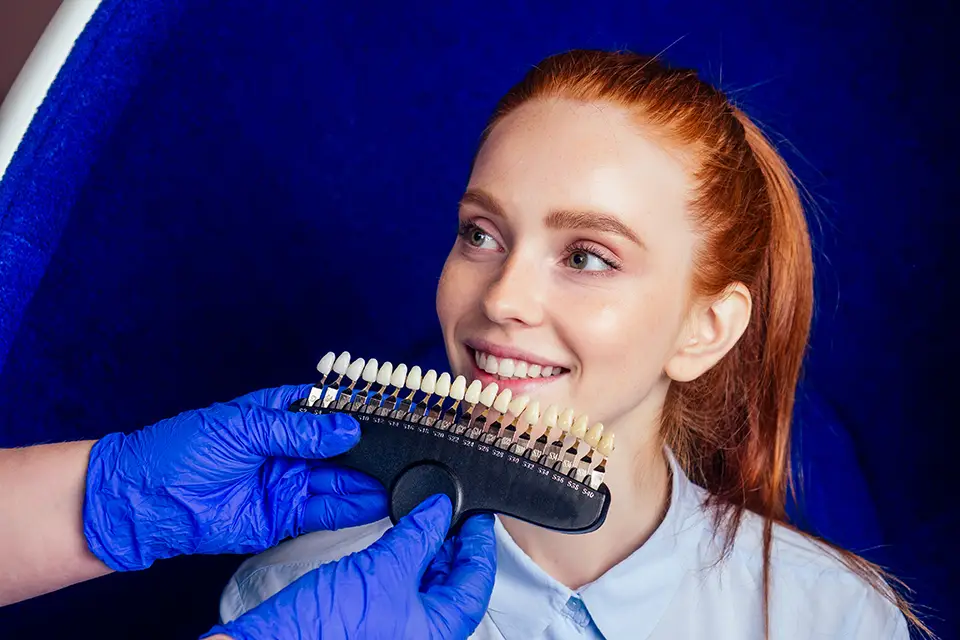 Veneers vs Lumineers: A Quick Comparison